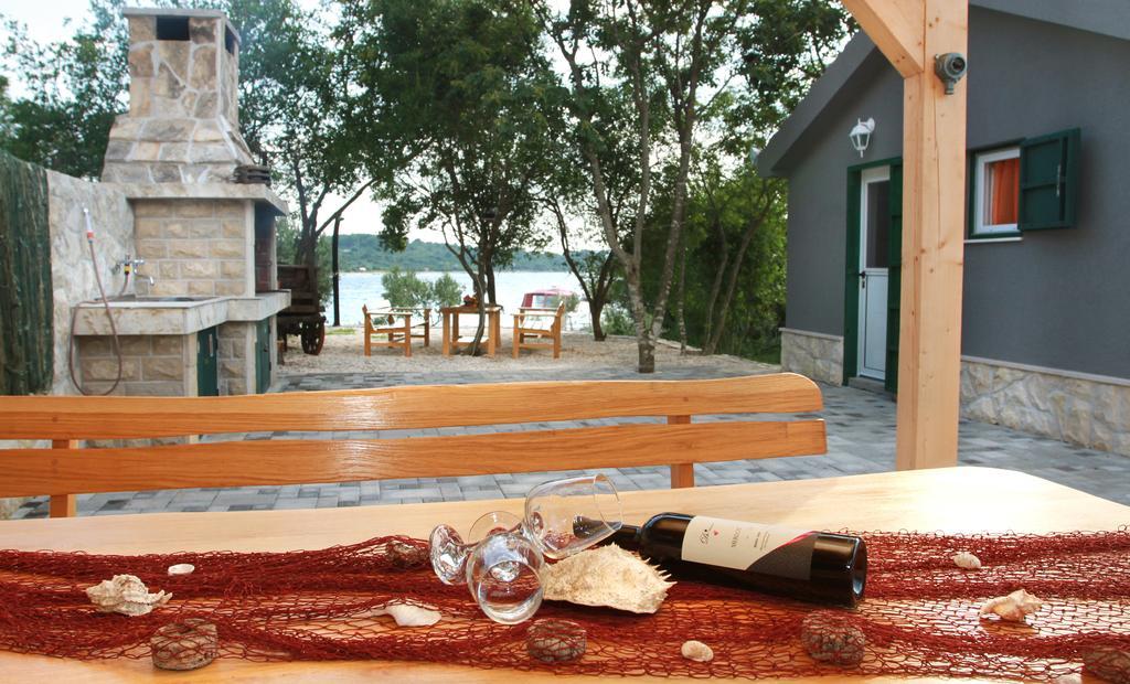 Holiday Batarelo Trogir Buitenkant foto